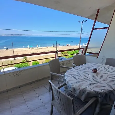 Seaside Escape *