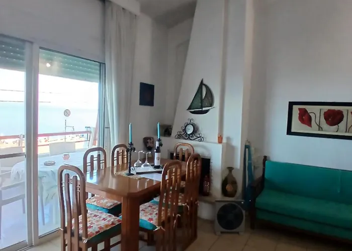 Seaside Escape نيا بوتيدايا